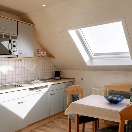 Huus Oll Postweg Apartment